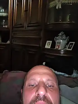 skizzoboy6 online show from March 22, 7:45 am