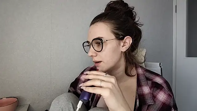 LaritaTocchio online show from April 22, 7:11 am
