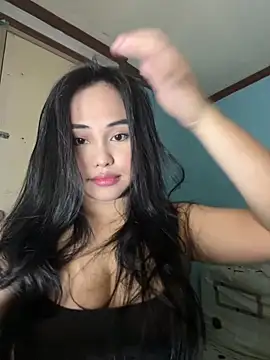 slut emerald22 online show from May 10, 9:31 pm