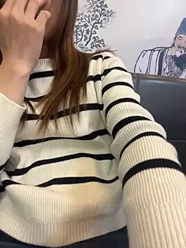 nidebeibei online show from March 23, 2:21 pm