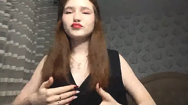 Karenredflag online show from March 15, 8:15 pm