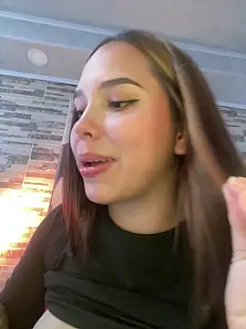 Snapshot of lunacandy_0 chatting on June 25, 10:36 pm lunacandy 0 online show from June 25, 10:36 pm