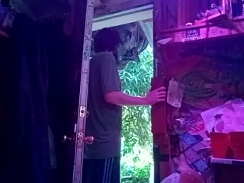 nearby causual online show from June 22, 12:56 am