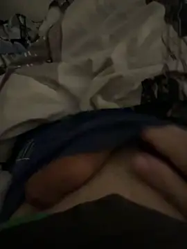 Snapshot of Macho8593 chatting on March 16, 10:58 pm Macho8593 online show from March 16, 10:58 pm