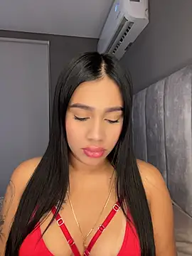 AlisonBeltran1 online show from July 4, 6:19 am