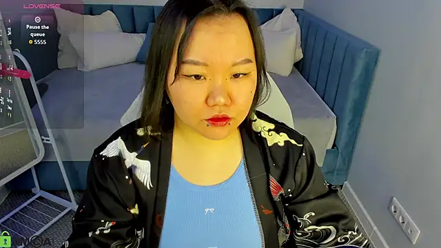 Snapshot of Tokyodreamss chatting on April 11, 7:56 am Tokyodreamss online show from April 11, 7:56 am