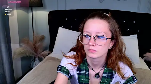 Snapshot of AmelieViolet chatting on July 12, 11:12 am AmelieViolet online show from July 12, 11:12 am