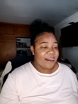 Snapshot of Daddyss_girl1 chatting on April 4, 5:06 am Daddyss girl1 online show from April 4, 5:06 am