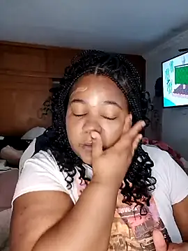 Snapshot of Daddyss_girl1 chatting on April 10, 8:19 am Daddyss girl1 online show from April 10, 8:19 am