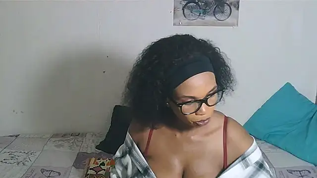 AfronQueen7 online show from April 22, 7:59 pm