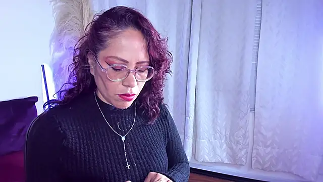 Mariia Paulaa online show from April 21, 4:08 am