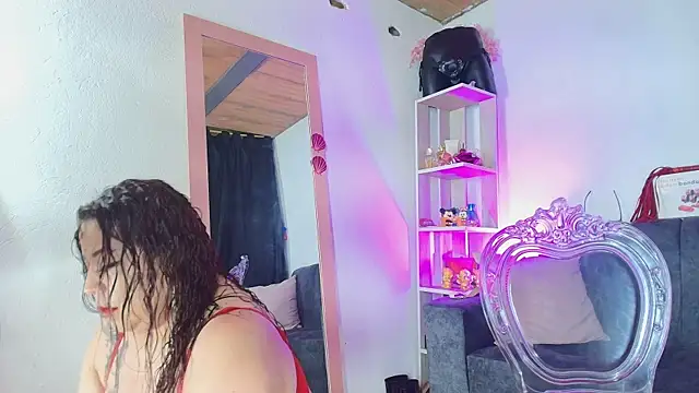 Zully Green online show from July 29, 4:21 am