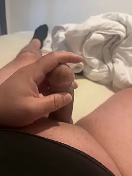 Snapshot of Ryan06617 chatting on March 22, 8:18 am Ryan06617 online show from March 22, 8:18 am