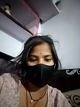 Pallavi cute online show from April 13, 5:18 pm