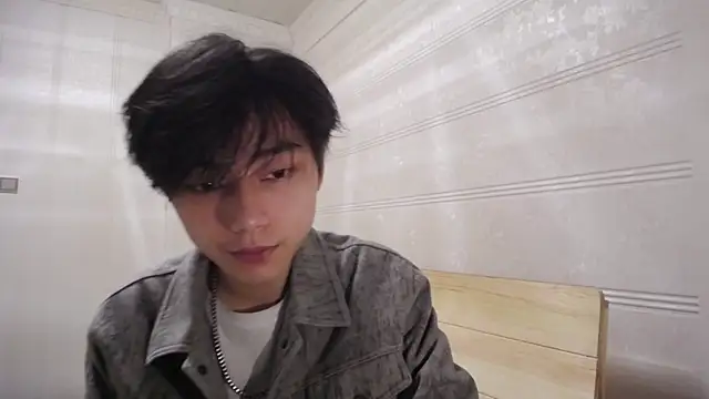 Snapshot of XX-XIUXIU chatting on April 30, 12:33 pm XX-XIUXIU online show from April 30, 12:33 pm