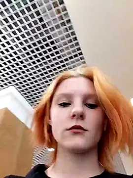 Snapshot of NinaParri chatting on April 2, 3:04 am NinaParri online show from April 2, 3:04 am