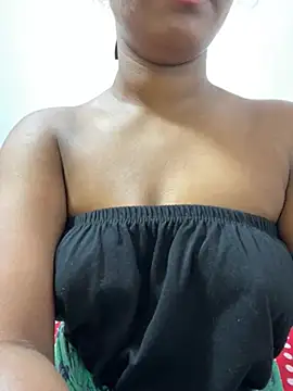 Snapshot of honeyi_babe chatting on July 25, 5:38 am honeyi babe online show from July 25, 5:38 am
