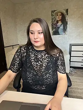 AgathaMyers online show from June 8, 8:04 am
