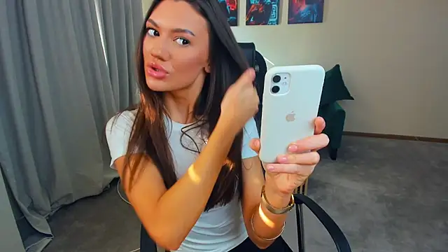 SookBurdin online show from March 18, 8:28 am