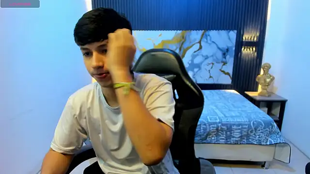 AdrianFranko online show from June 9, 1:34 pm