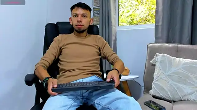 Steban silv online show from May 16, 12:59 pm