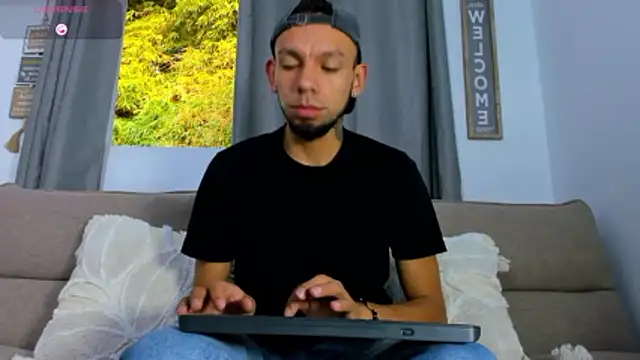 Steban silv online show from May 24, 11:26 am