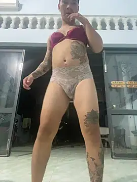 messiiio18 online show from June 13, 3:32 pm