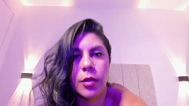 ada lee1 online show from May 8, 2:39 am