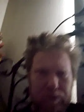 Snapshot of BlondeBeardHoney chatting on March 17, 8:12 pm BlondeBeardHoney online show from March 17, 8:12 pm