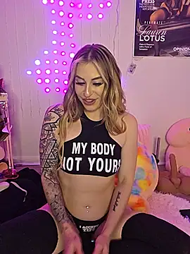 laurenlotus online show from July 26, 2:42 am
