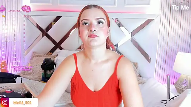 melanieklaus2 online show from June 25, 1:48 pm
