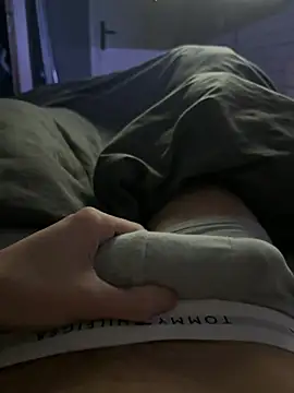 Snapshot of zoladj chatting on March 24, 10:59 pm zoladj online show from March 24, 10:59 pm