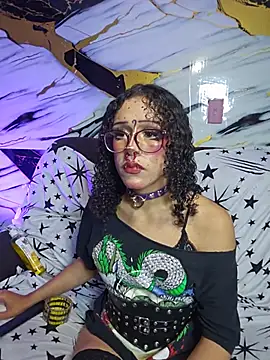 dark nina   online show from July 11, 2:36 am