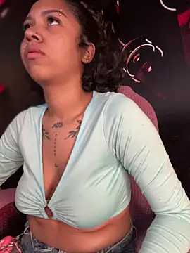 Laila LS online show from June 13, 1:09 pm