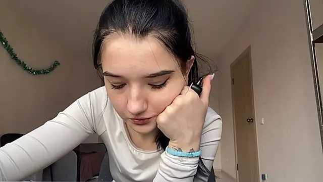 Megan Peggy online show from March 18, 2:53 pm