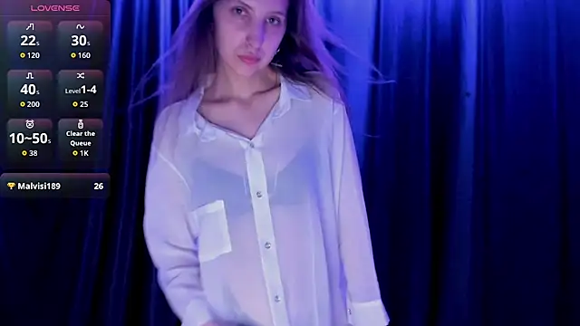 Emily Nelsonn online show from July 10, 5:15 pm