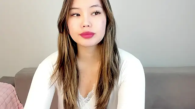 Snapshot of sonri_xa chatting on March 31, 11:43 am sonri xa online show from March 31, 11:43 am