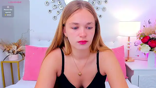 YangLola online show from May 28, 5:16 am