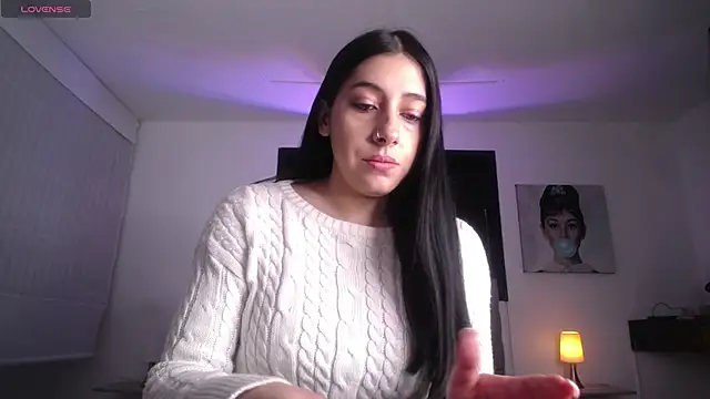 Melannyy V online show from June 3, 1:14 pm