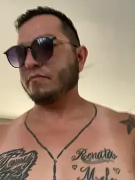 HOTB0Y18 online show from March 20, 4:01 pm