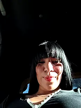 Snapshot of MonserratJons01 chatting on March 20, 10:14 pm MonserratJons01 online show from March 20, 10:14 pm