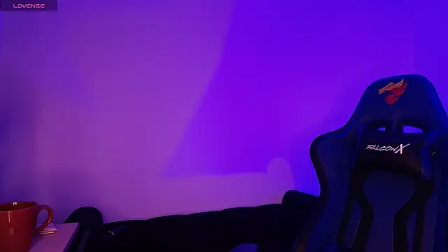 Snapshot of Nicolwhitee chatting on March 27, 12:05 pm Nicolwhitee online show from March 27, 12:05 pm