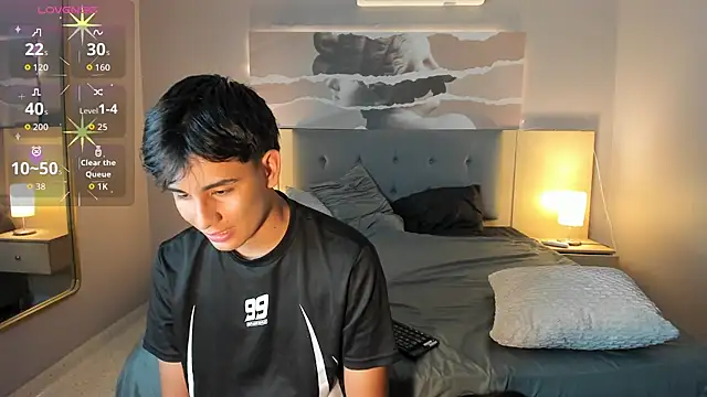 Snapshot of CleoandJames chatting on March 22, 11:35 am CleoandJames online show from March 22, 11:35 am