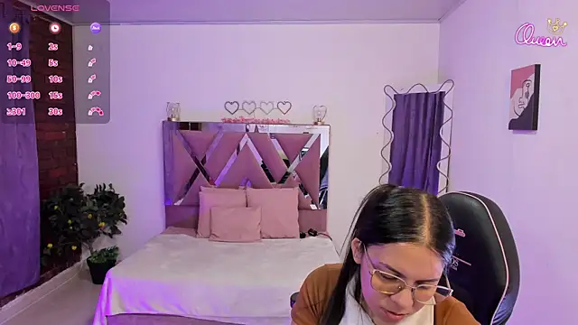 Cristy tay online show from April 14, 11:49 am