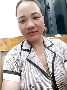 sfgggg1111 online show from March 24, 2:55 pm