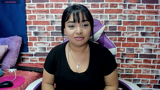 Snapshot of SofiiaCutee chatting on May 13, 2:31 am SofiiaCutee online show from May 13, 2:31 am