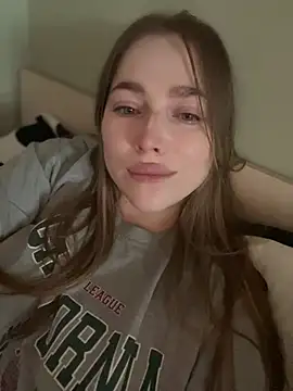 milana millka online show from March 30, 9:32 am