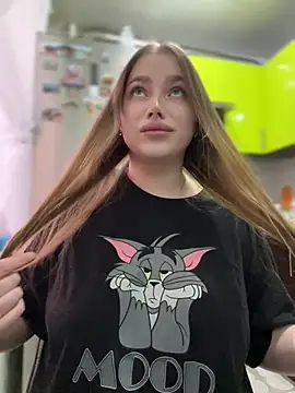 milana millka online show from April 9, 11:37 am