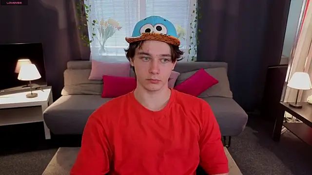 KevinStrike online show from March 19, 3:05 pm