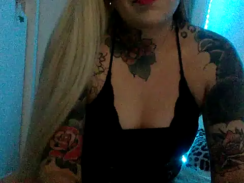 Cherrybabyxxx online show from April 17, 11:02 am